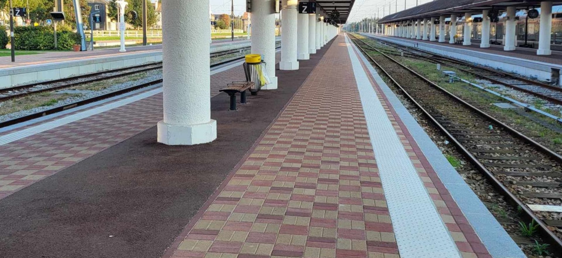Rénovation & Accessibilité : Pavés des Quais de la Gare de Deauville